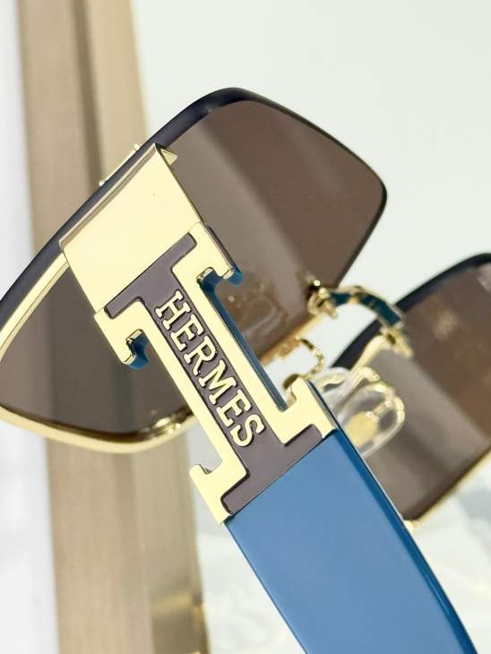 Picture of Hermes Sunglasses _SKUfw70119395fw